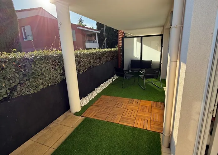 Appartement A Frejus Avec Piscine Et Terrasse